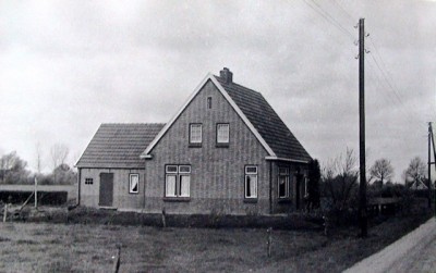 57 Woonhuis fam Arens Lattrop, in de oorlog bewoond door de familie Jonkers (foto Jan Jonkers 1946)