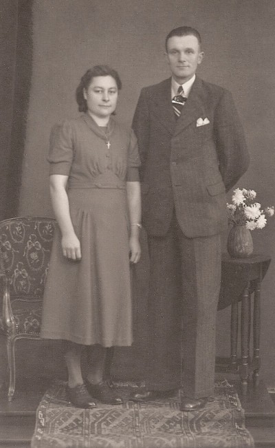 89 Gerard Bodde (Stokke) en Marie Meulenbroek (Vasse) Lattrop 1949