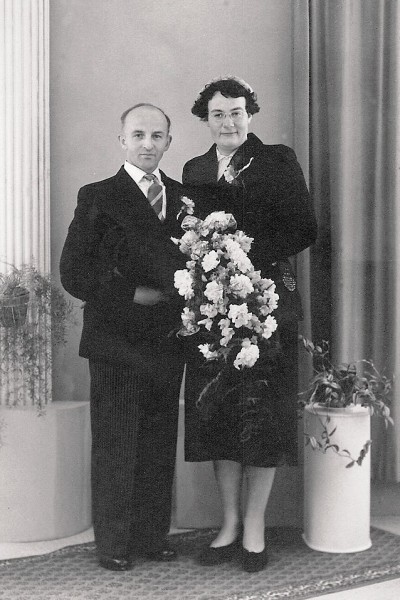 113 Hermanus Johannes Meijners (Rammelboer) en Gesina Josephina  Maria Hanstede (Enschede) 1955