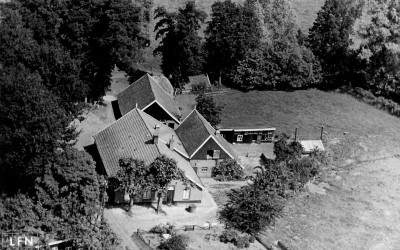 25 Horsthuis (Hösboer) Lattrop luchtfoto ca 1955