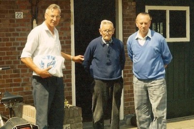 7 Jan Busscher met L Antoon Arens  en  R Gerard Beld Lattrop 1989