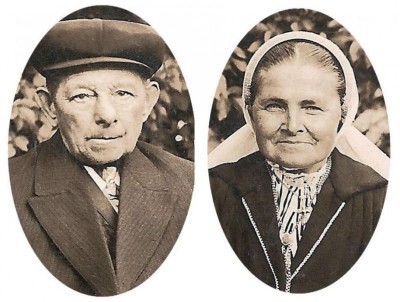 64 Joannes Roelofs (1862-1941) en Aleida Wyferink (1874-1944) op 'Roelofs-Roolsboer' Lattrop