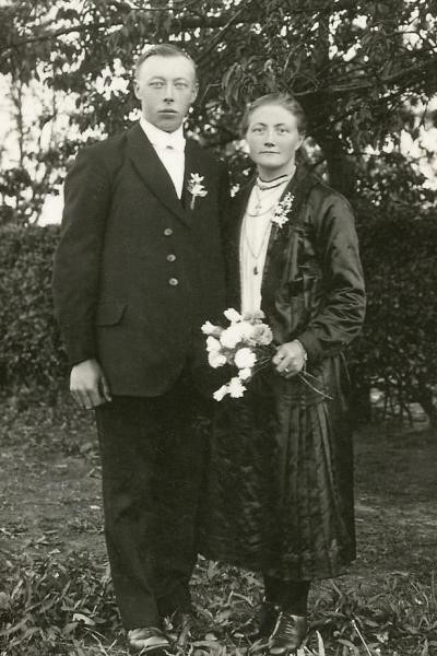 39 Gerrit Jan (Hannes) Pikkemaat en Maria Euphemia Leliefeld (Veld Jan) Lattrop 1929