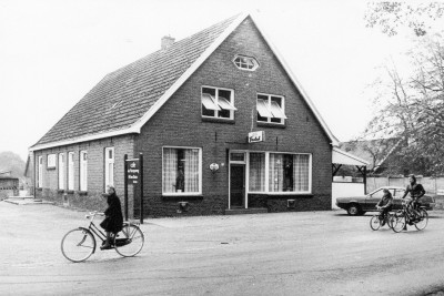 Café De Viersprong ten Dam, Hennik van 'n Dam Oud Ootmarsum