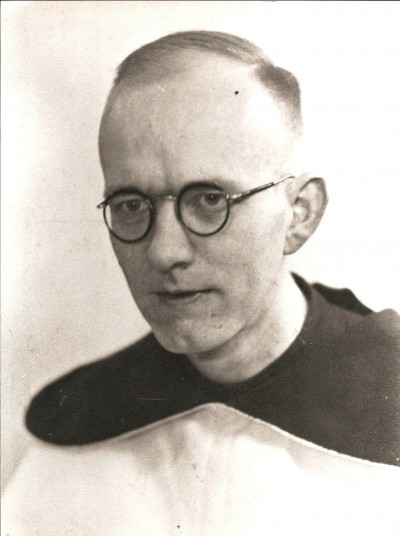 Pater Mollink als neomist in 1944