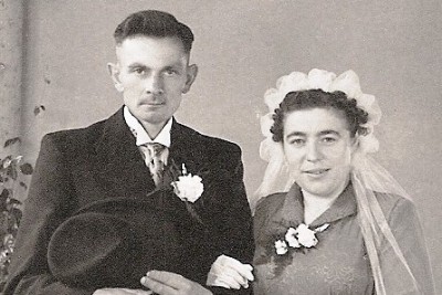 Trouwfoto Johan Haamberg en Marie Kleissen Lattrop 14-10-1953